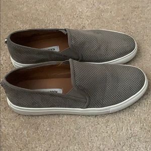 Steve Madden slip on shoes